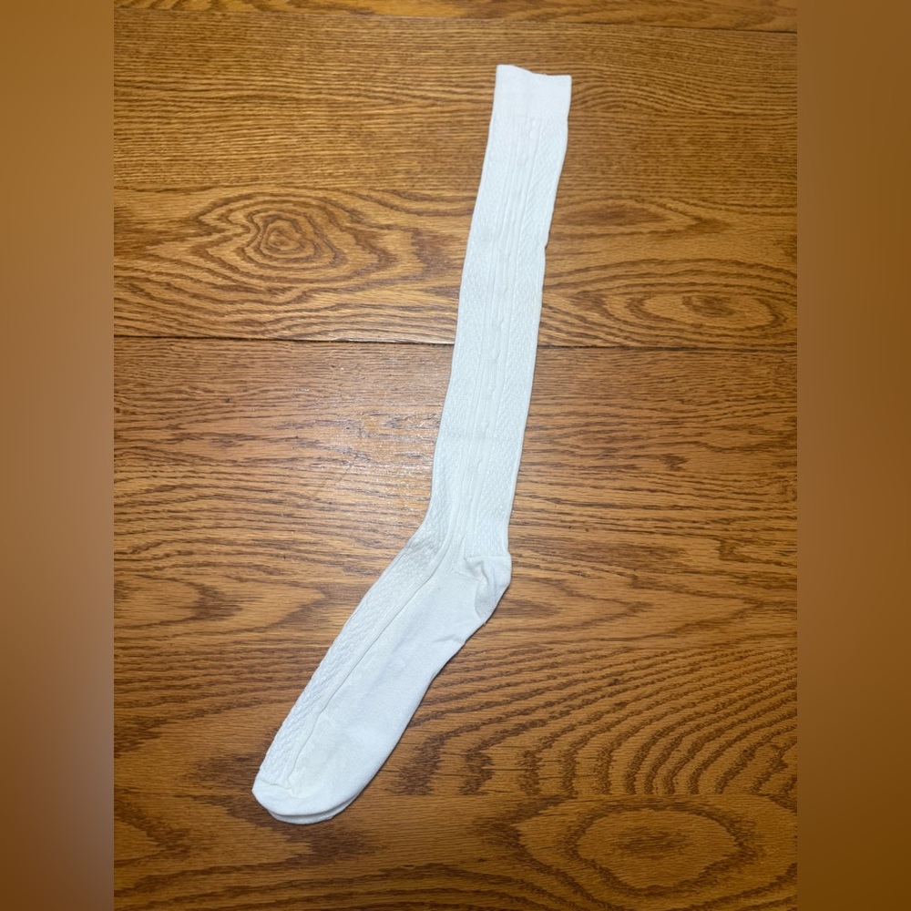Elegant White Women's Knee High Socks